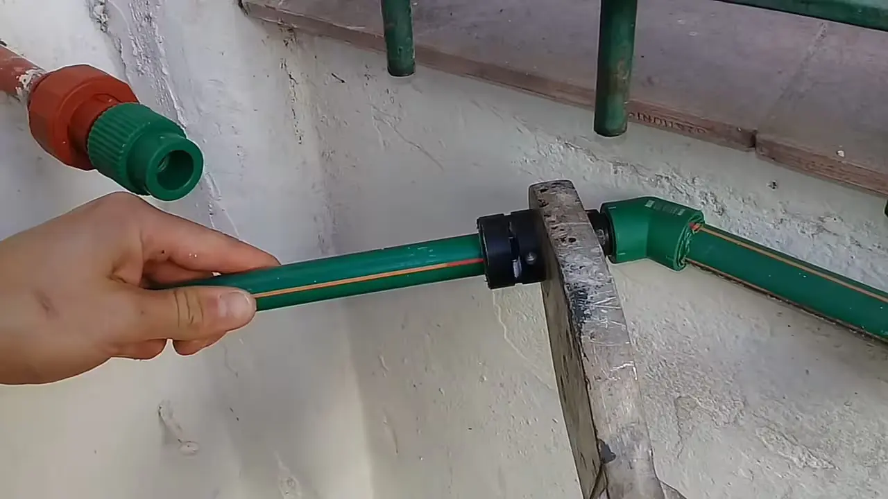 Instalación de tuberías y reparación